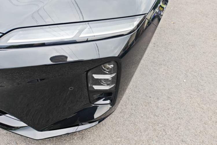 Used Nio ET5T 2025 75 kWh Touring Left Front Headlight
