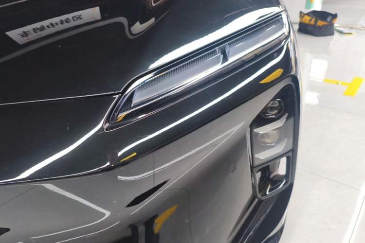 Used Nio ET5T 2025 75 kWh Touring Left Front Headlight