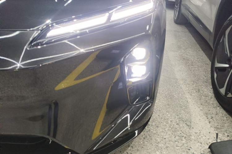 Used Nio ET5T 2025 75 kWh Touring Left Front Headlight