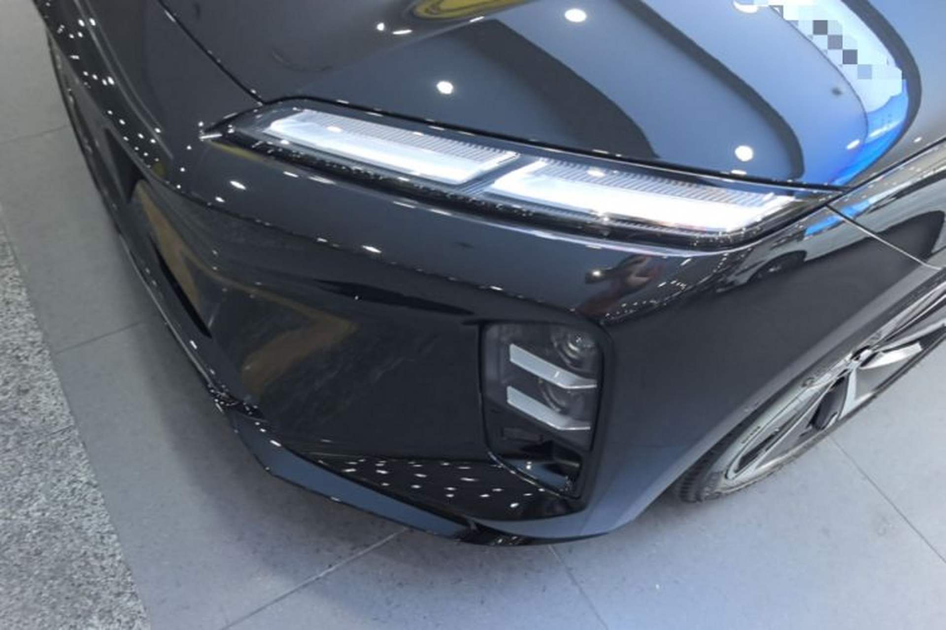 Used Nio ET5T 2025 75 kWh Touring Left Front Headlight