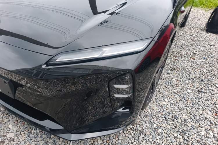 Used Nio ET5T 2025 75 kWh Touring Left Front Headlight