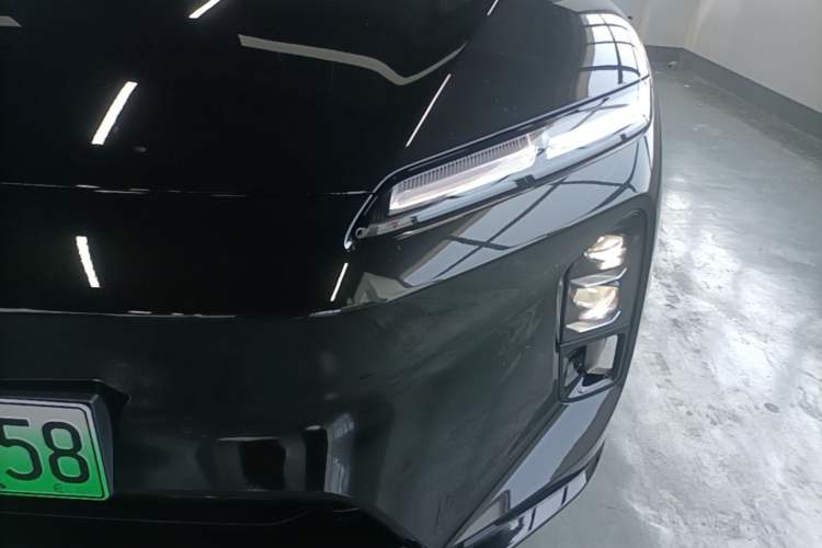 Used Nio ET5T 2025 75 kWh Touring Left Front Headlight