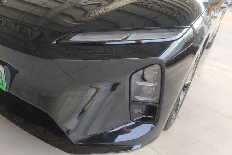 Used Nio ET5T 2025 75 kWh Touring Left Front Headlight