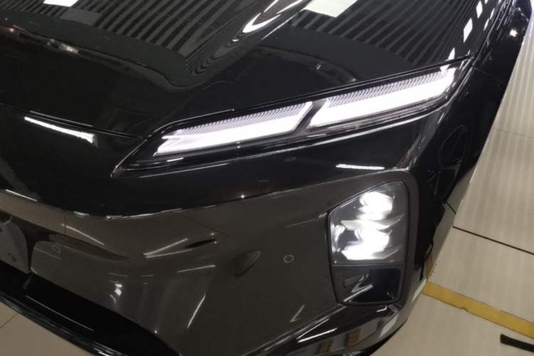Used Nio ET5T 2025 75 kWh Touring Left Front Headlight