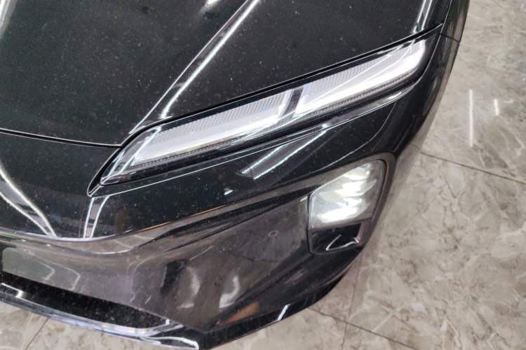 Used Nio ET5T 2025 75 kWh Touring Left Front Headlight