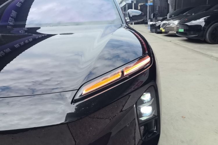 Used Nio ET5T 2025 75 kWh Touring Left Front Headlight