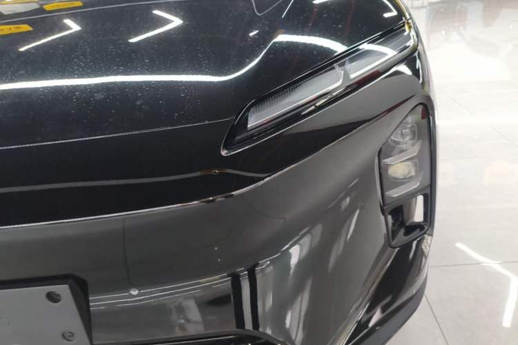 Used Nio ET5T 2025 75 kWh Touring Left Front Headlight