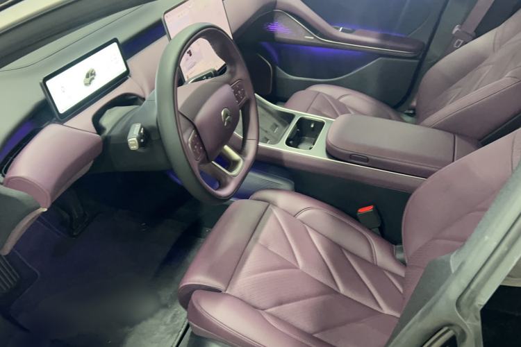 Used Nio ET5T 2025 75 kWh Touring Left Front Seat