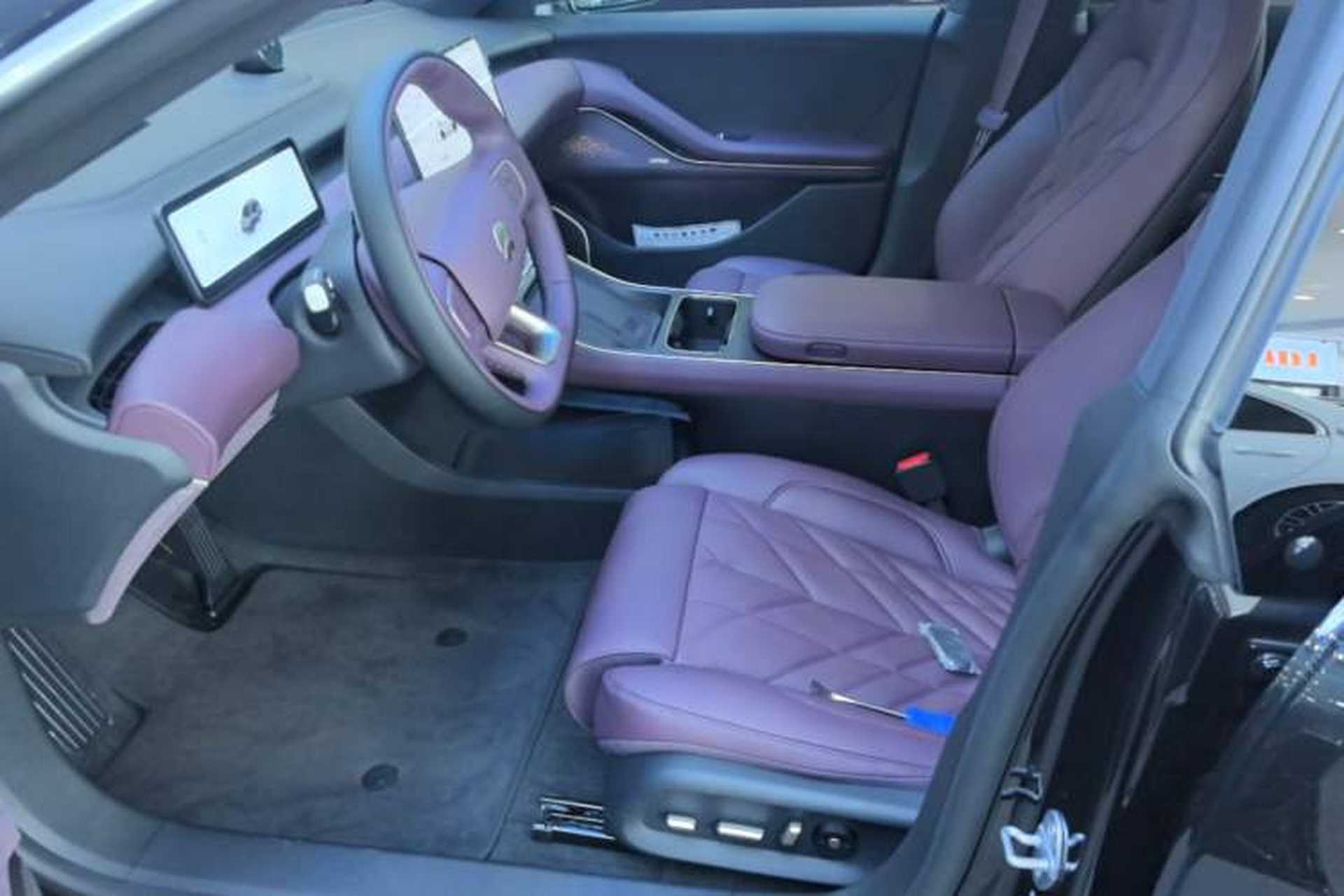 Used Nio ET5T 2025 75 kWh Touring Left Front Seat