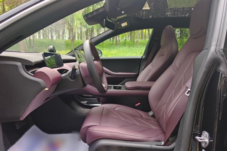 Used Nio ET5T 2025 100kWh Touring Left Front Seat