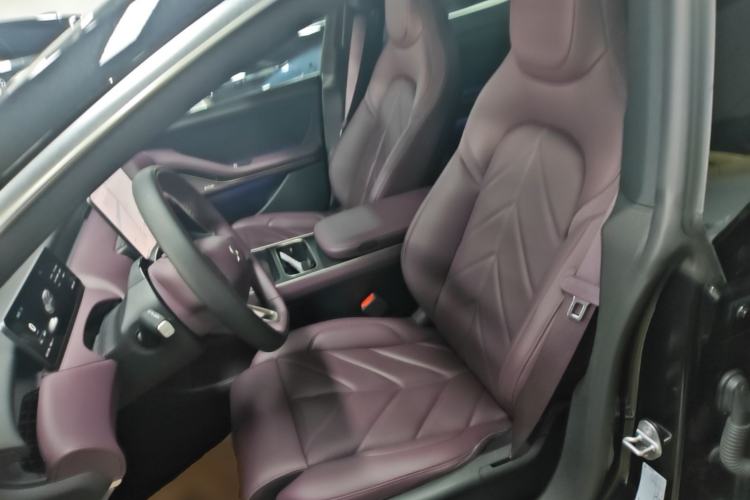 Used Nio ET5T 2025 75 kWh Touring Left Front Seat