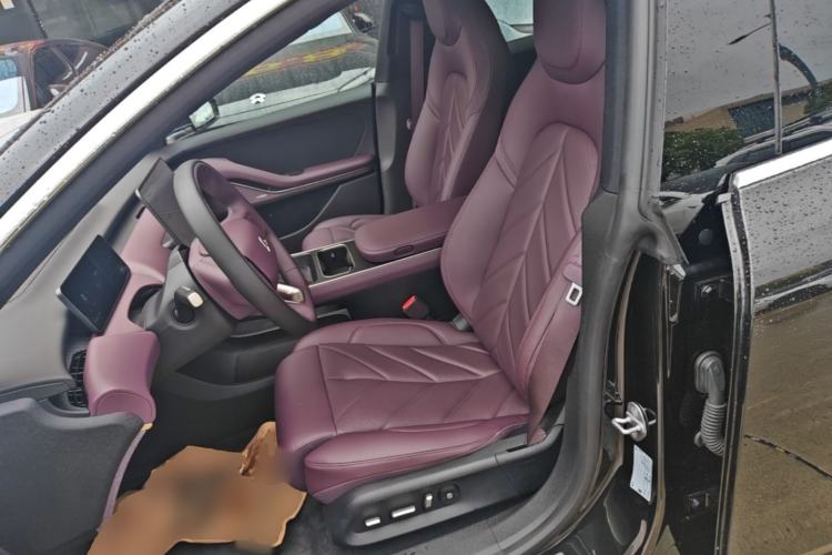 Used Nio ET5T 2025 75 kWh Touring Left Front Seat