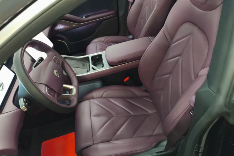 Used Nio ET5T 2025 75 kWh Touring Left Front Seat