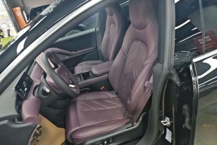 Used Nio ET5T 2025 75 kWh Touring Left Front Seat