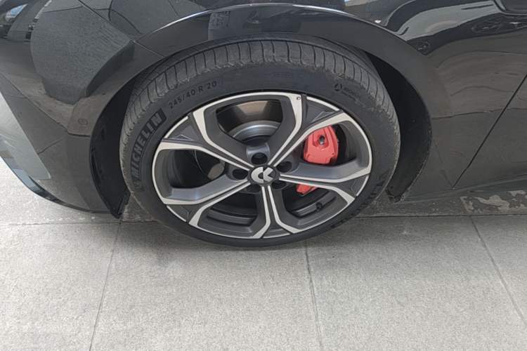 Used Nio ET5T 2025 100kWh Touring Left Front Wheel Hub