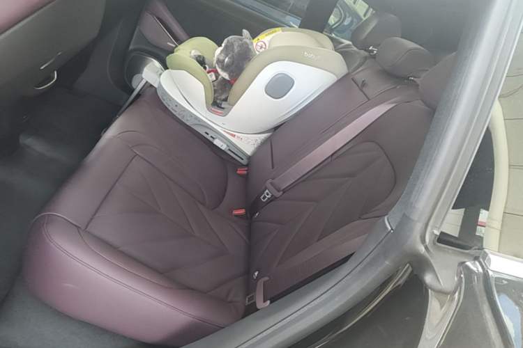 Used Nio ET5T 2025 100kWh Touring Left Rear Seat