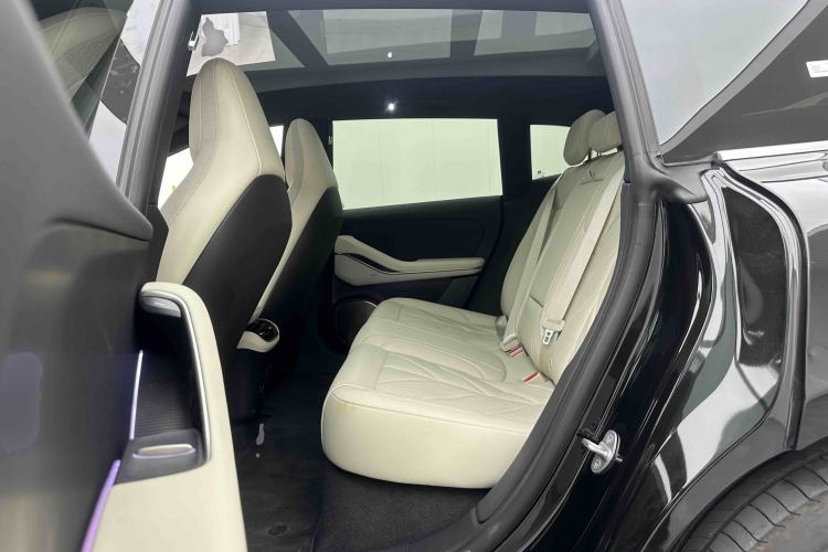 Used Nio ET5T 2025 75 kWh Touring Left Rear Seat