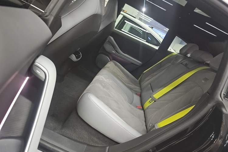 Used Nio ET5T 2025 Model Champion Commemorative Edition, 100kWh Touring Left Rear Seat