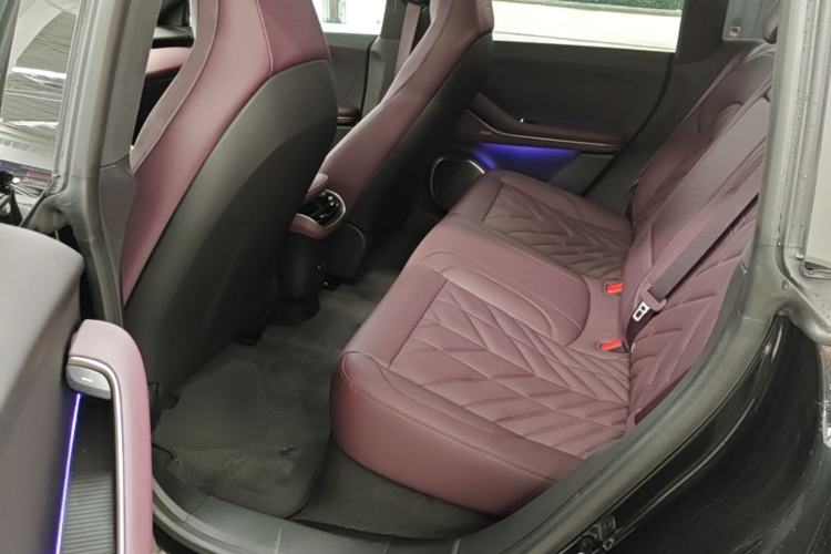 Used Nio ET5T 2025 75 kWh Touring Left Rear Seat