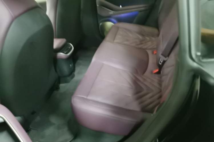 Used Nio ET5T 2025 75 kWh Touring Left Rear Seat