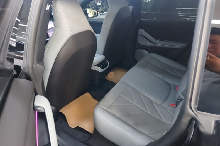 Used Nio ET5T 2025 75 kWh Touring Left Rear Seat