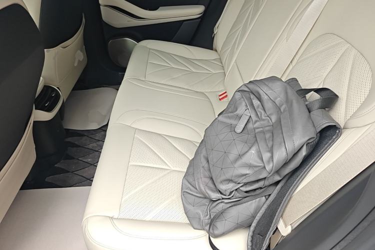 Used Nio ET5T 2025 75 kWh Touring Left Rear Seat