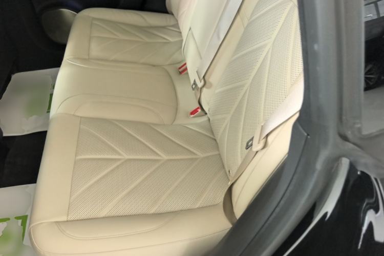 Used Nio ET5T 2025 75 kWh Touring Left Rear Seat