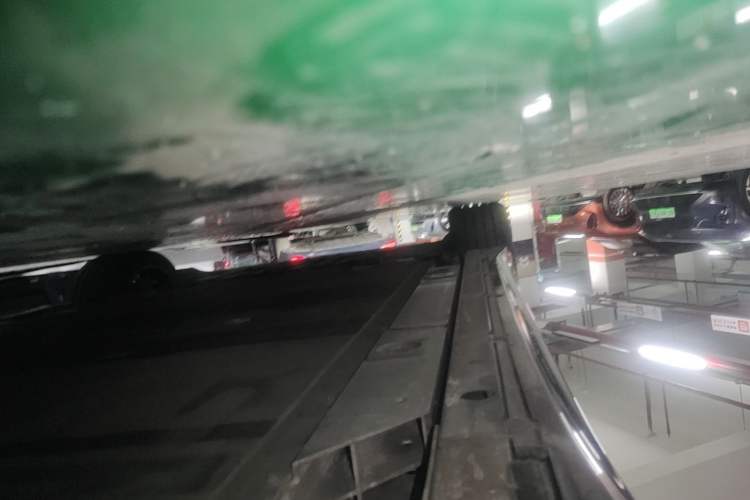 Used Nio ET5T 2025 75 kWh Touring Left Side Sill