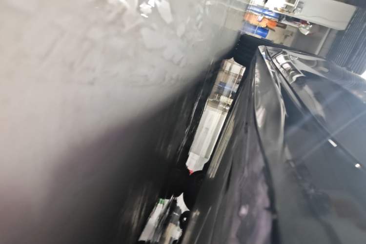Used Nio ET5T 2025 75 kWh Touring Left Side Sill