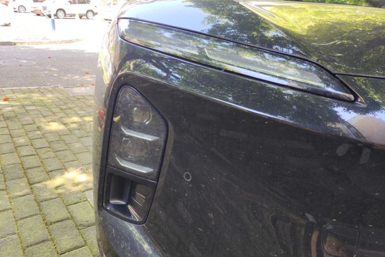 Used Nio ET5T 2025 75 kWh Touring Right Front Headlight