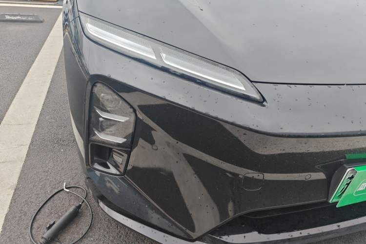Used Nio ET5T 2025 75 kWh Touring Right Front Headlight