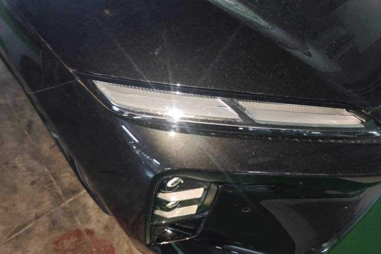 Used Nio ET5T 2025 75 kWh Touring Right Front Headlight
