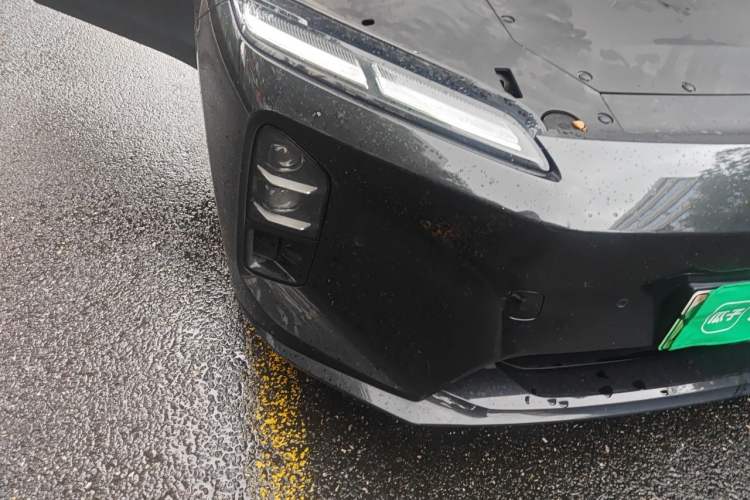 Used Nio ET5T 2025 75 kWh Touring Right Front Headlight