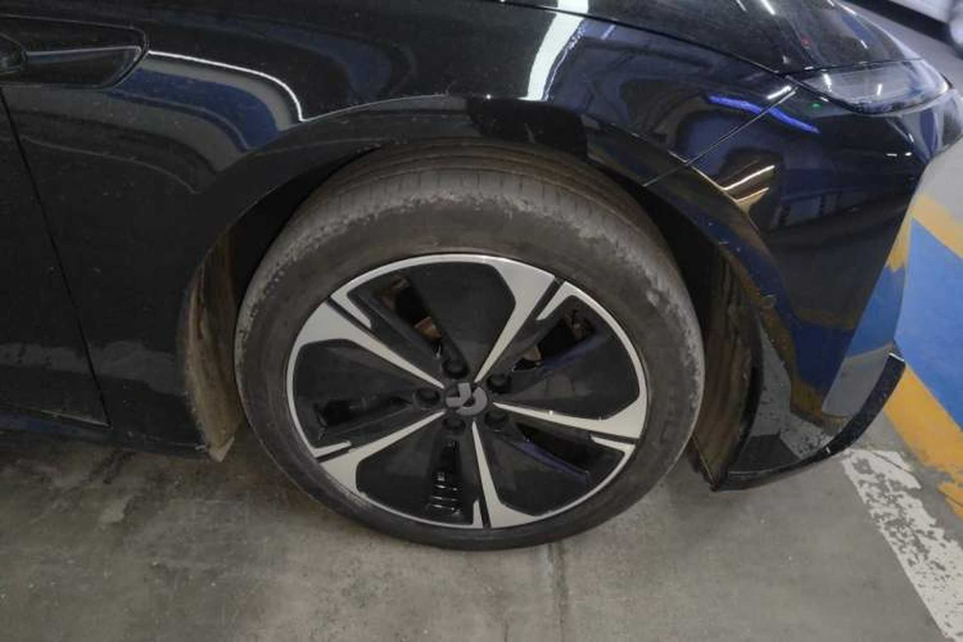 Used Nio ET5T 2025 75 kWh Touring Right Front Wheel Hub