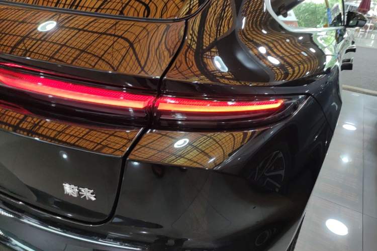 Used Nio ET5T 2025 75 kWh Touring Right Rear Taillight