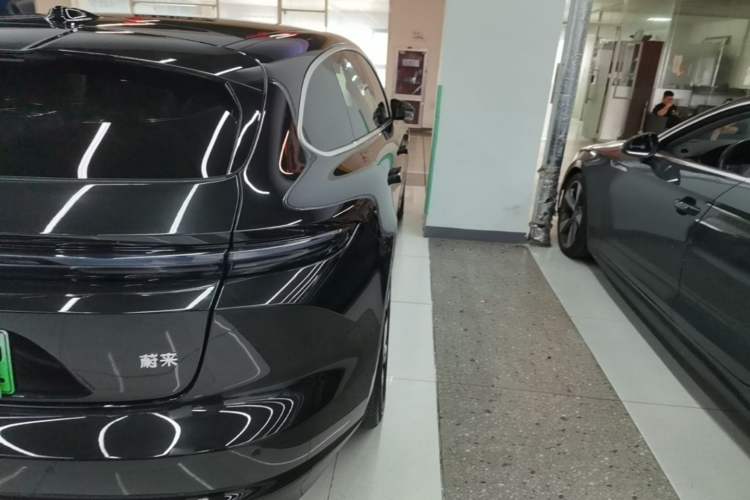 Used Nio ET5T 2025 75 kWh Touring Right Rear Taillight