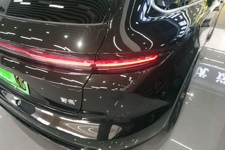 Used Nio ET5T 2025 75 kWh Touring Right Rear Taillight