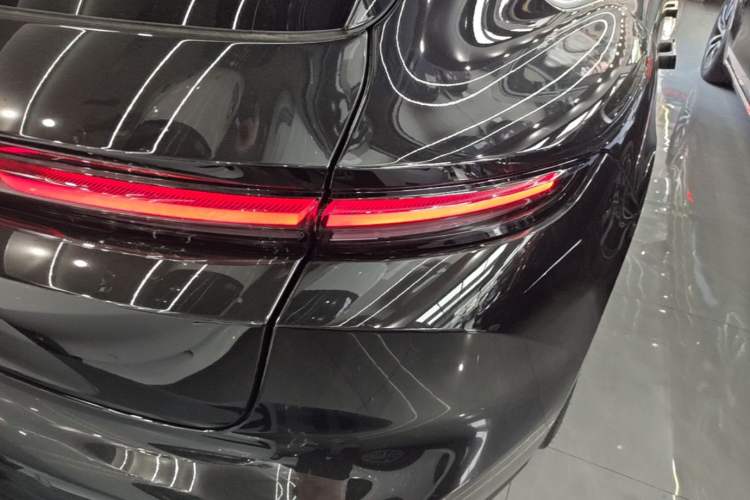 Used Nio ET5T 2025 100kWh Touring Right Rear Taillight