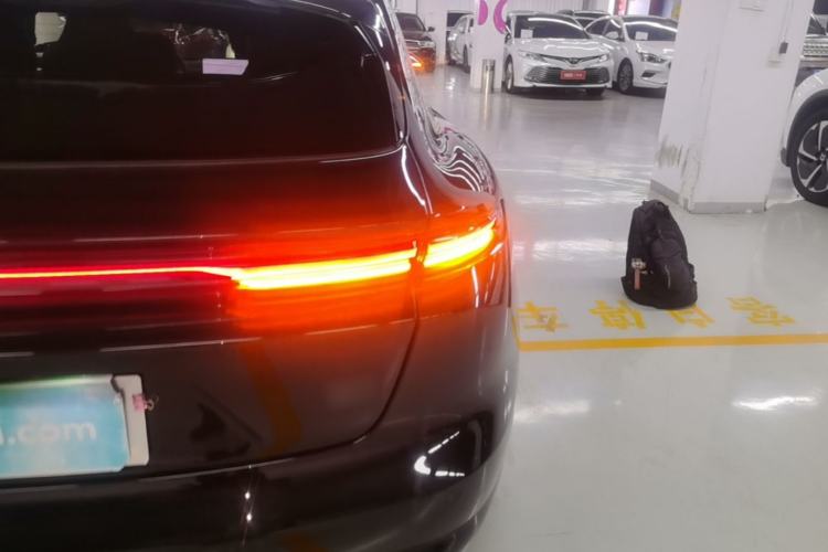 Used Nio ET5T 2025 75 kWh Touring Right Rear Taillight