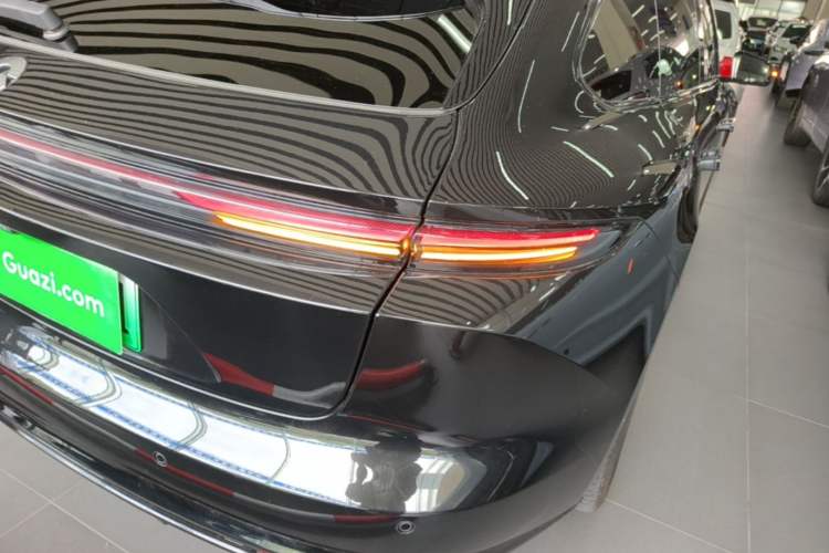 Used Nio ET5T 2025 75 kWh Touring Right Rear Taillight