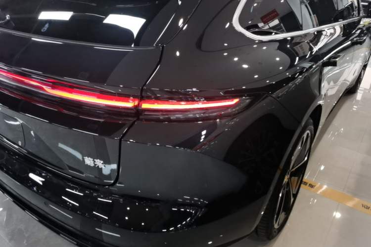 Used Nio ET5T 2025 75 kWh Touring Right Rear Taillight