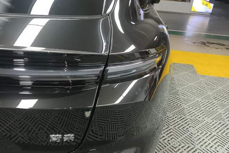 Used Nio ET5T 2025 75 kWh Touring Right Rear Taillight