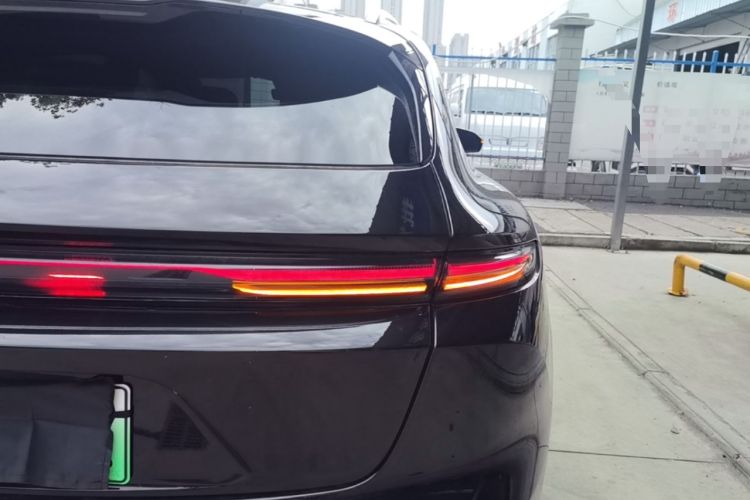 Used Nio ET5T 2025 75 kWh Touring Right Rear Taillight