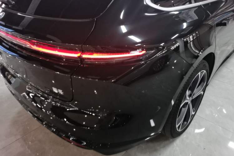 Used Nio ET5T 2025 75 kWh Touring Right Rear Taillight