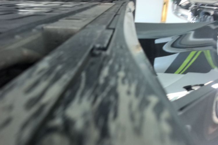 Used Nio ET5T 2025 75 kWh Touring Right Side Sill