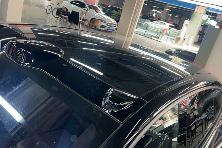 Used Nio ET5T 2025 75 kWh Touring Roof