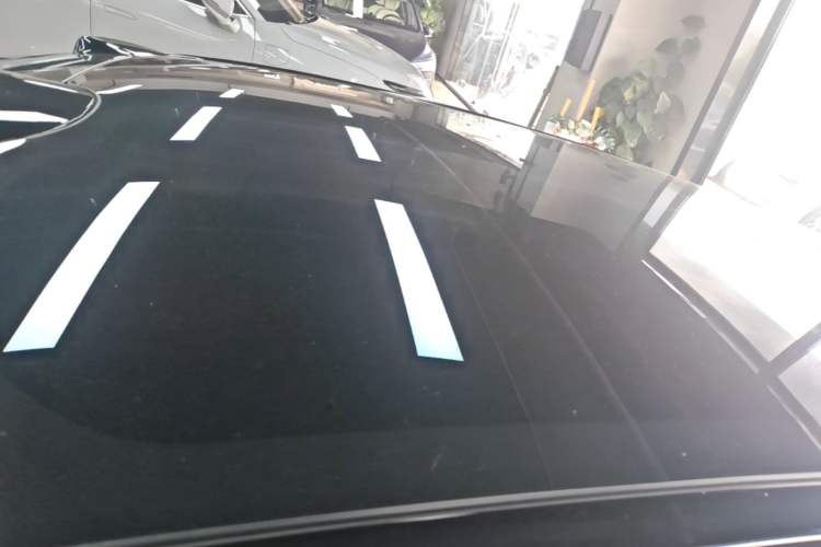 Used Nio ET5T 2025 Model Champion Commemorative Edition, 75kWh Touring Roof