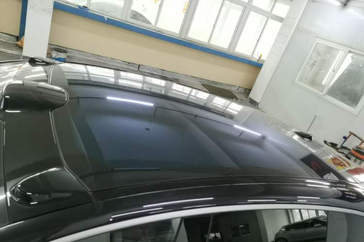 Used Nio ET5T 2025 75 kWh Touring Roof