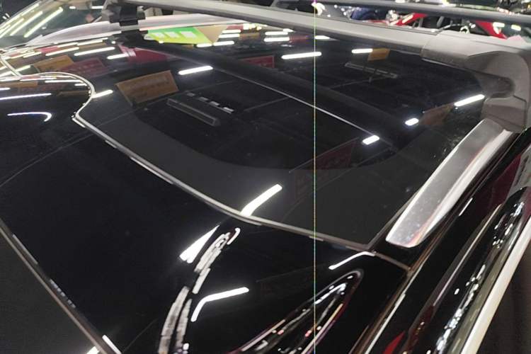 Used Nio ET5T 2025 75 kWh Touring Roof