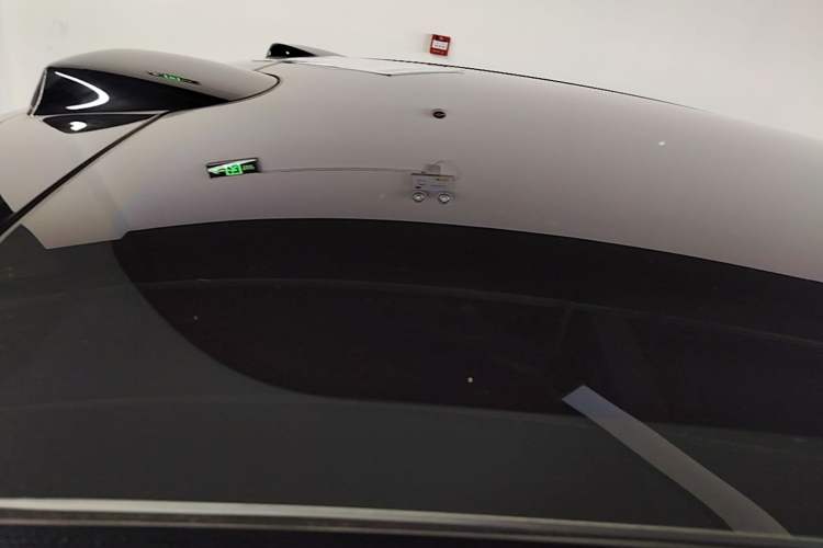 Used Nio ET5T 2025 75 kWh Touring Roof